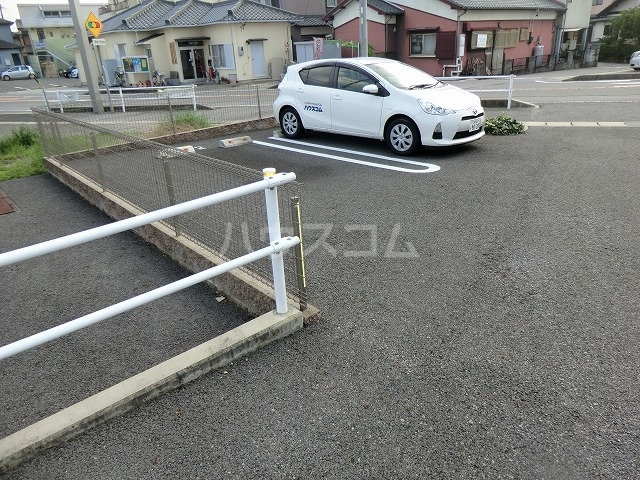 21/23 駐車場