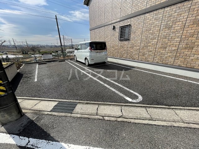25/30 駐車場