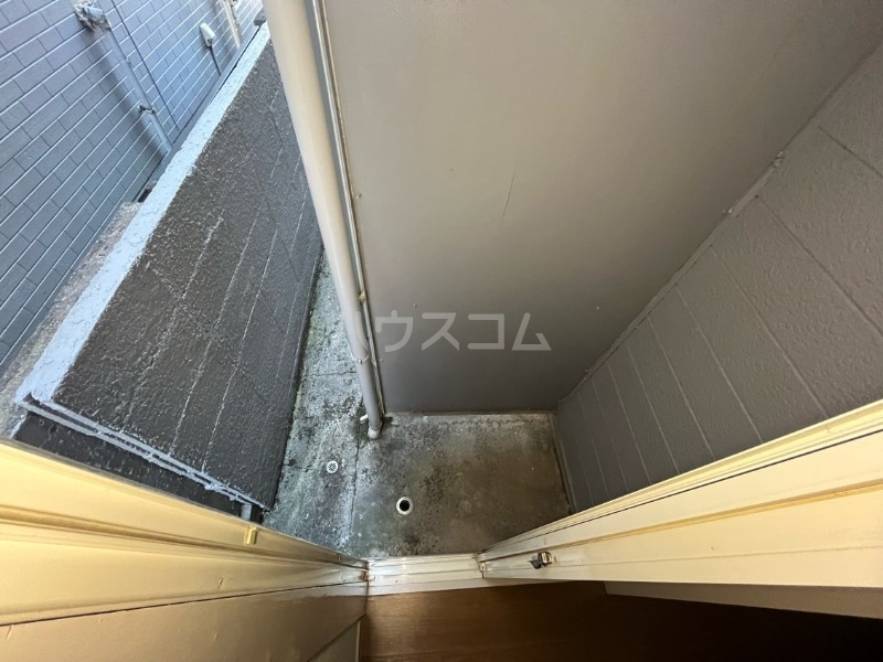 13/21 バルコニー