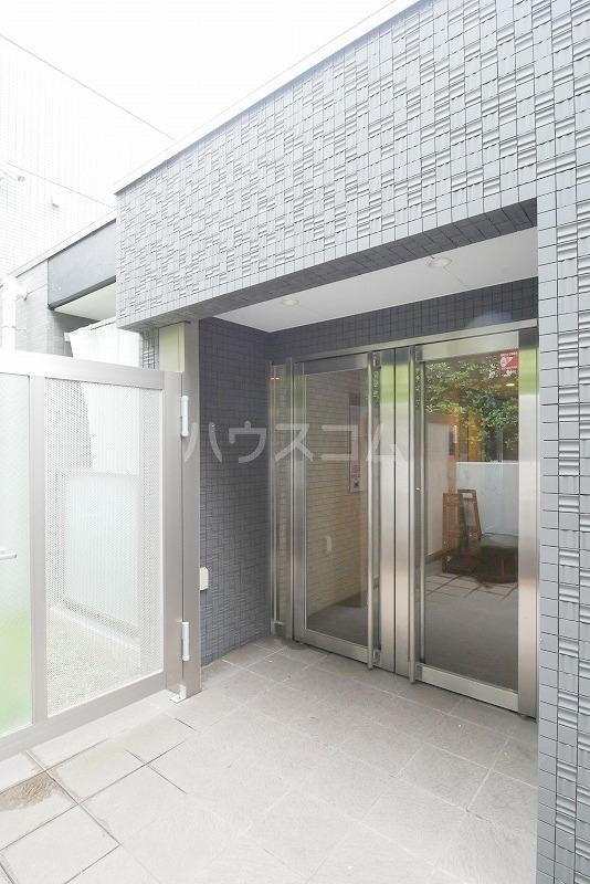 14/16 エントランス