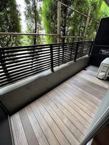 15/28 バルコニー