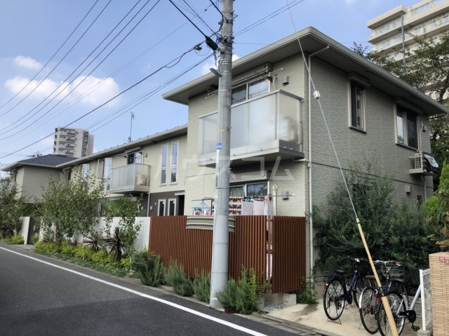 2/4 外観