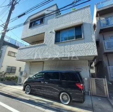 14/23 エントランス