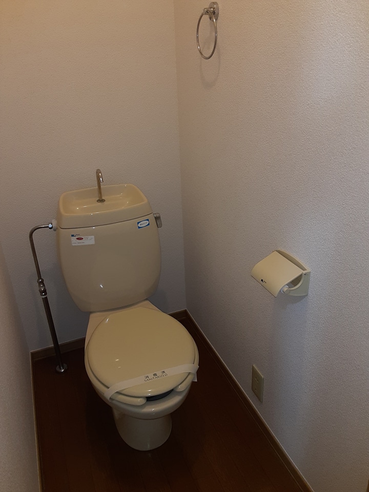 18/30 トイレ