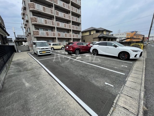 3/5 駐車場