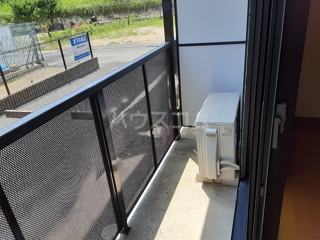 15/28 バルコニー