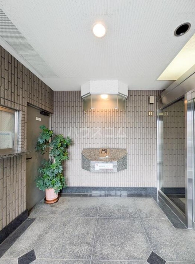 2/12 エントランス