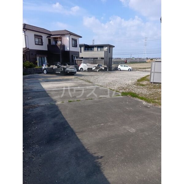 14/24 駐車場