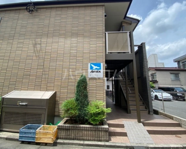 14/17 エントランス