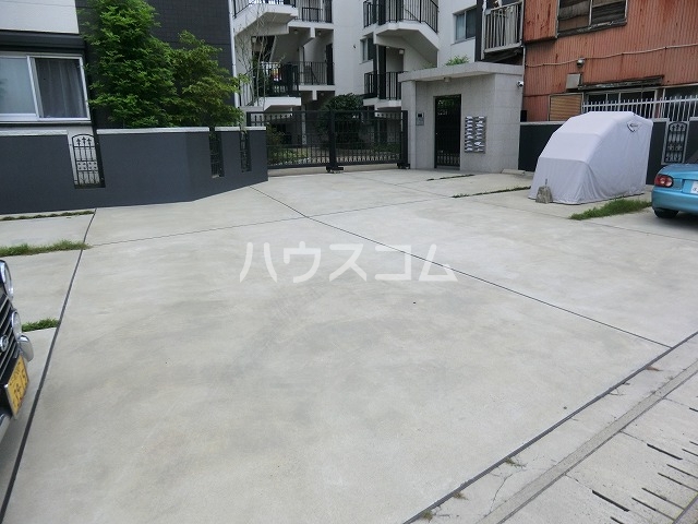 3/4 駐車場