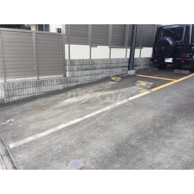 4/7 駐車場