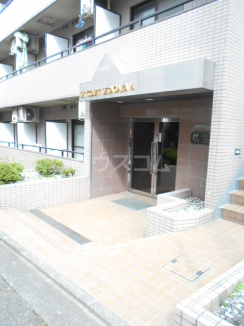 29/30 エントランス