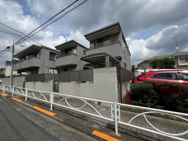 2/24 外観