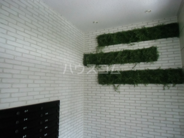 22/30 エントランス