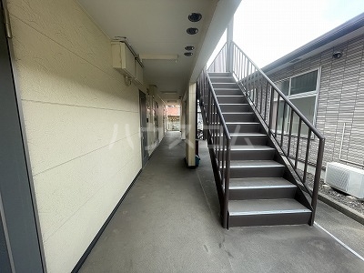 22/29 エントランス