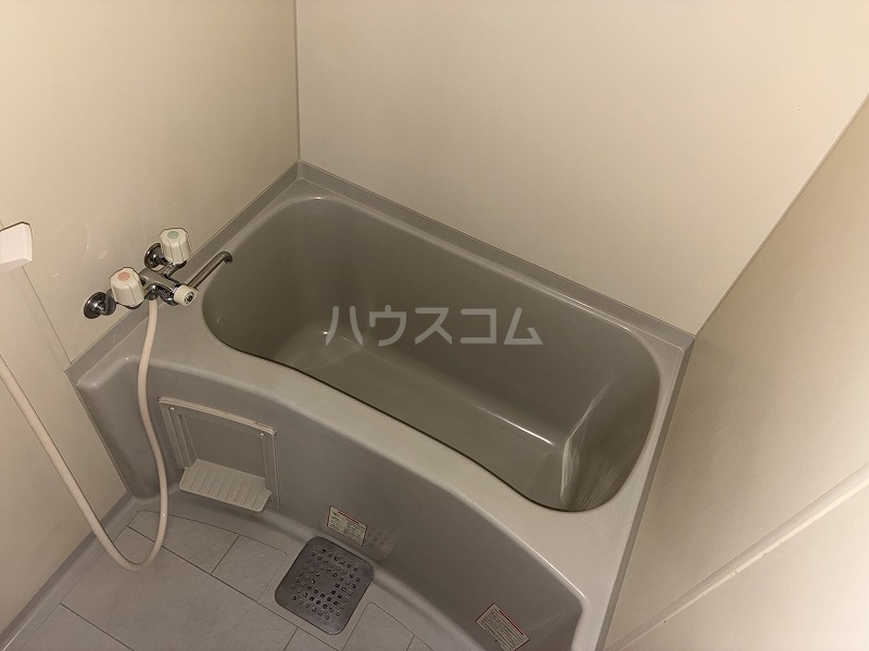 14/27 浴室