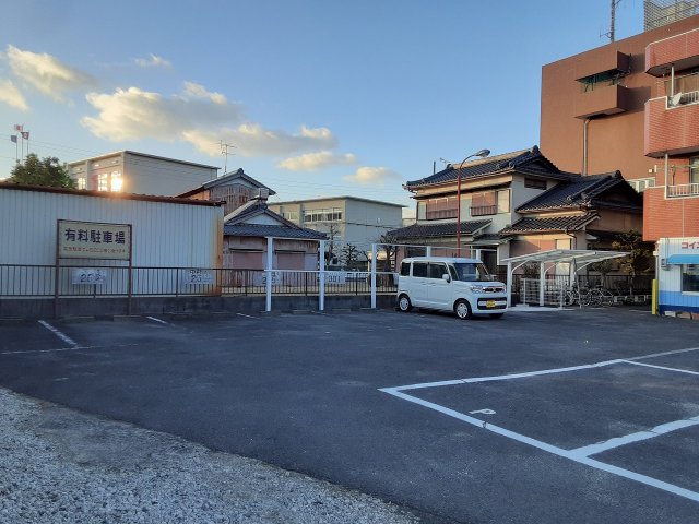 21/27 駐車場