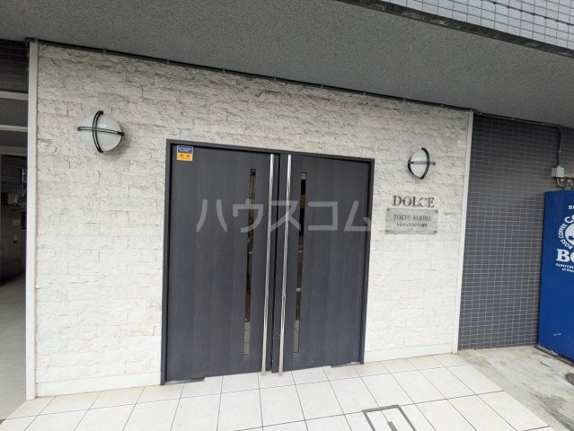 20/29 エントランス