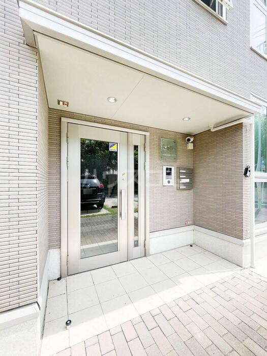 20/26 エントランス