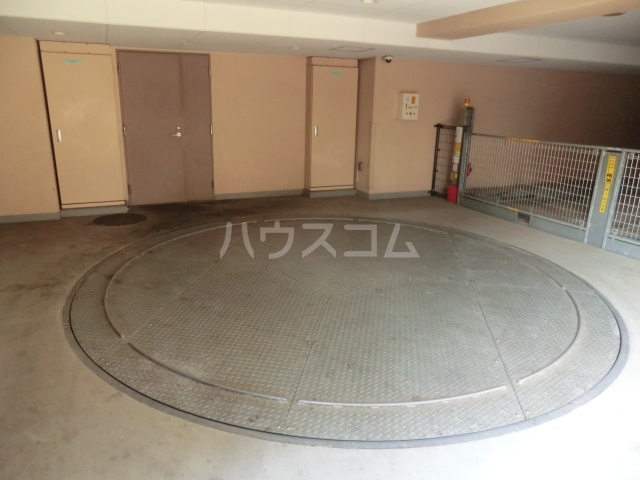 24/28 駐車場