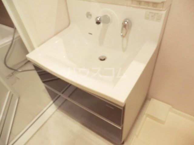 13/30 洗面