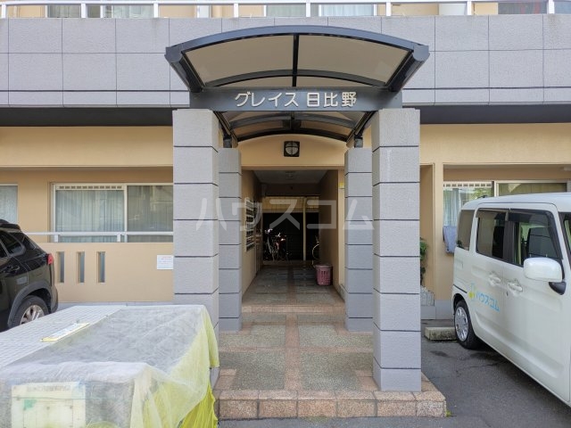 17/23 エントランス