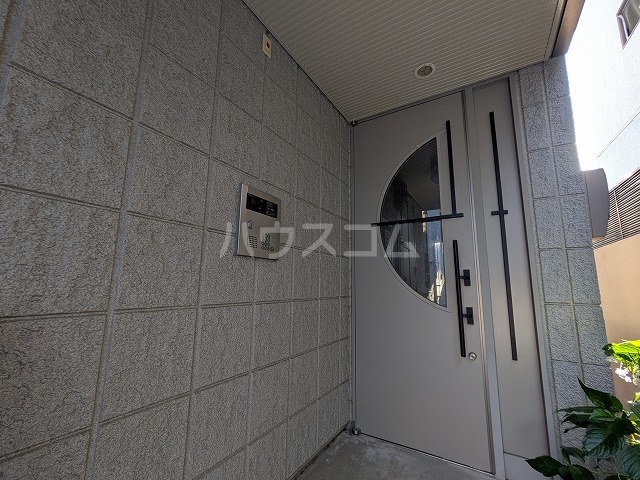 3/4 エントランス
