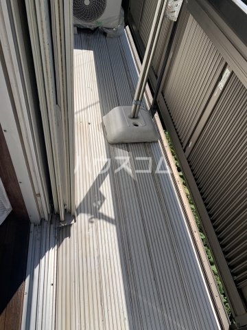 14/27 バルコニー