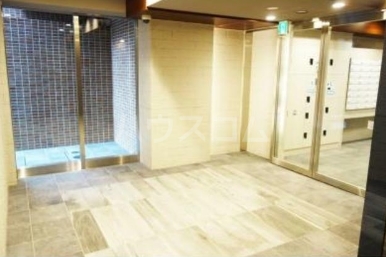 14/21 エントランス