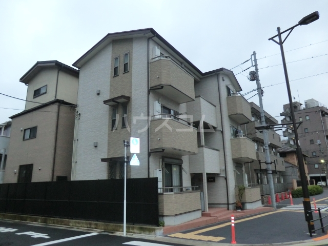 2/10 外観