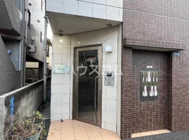 2/10 エントランス