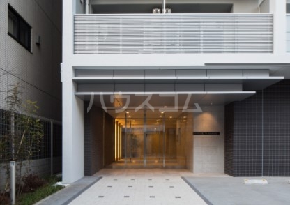 13/21 エントランス