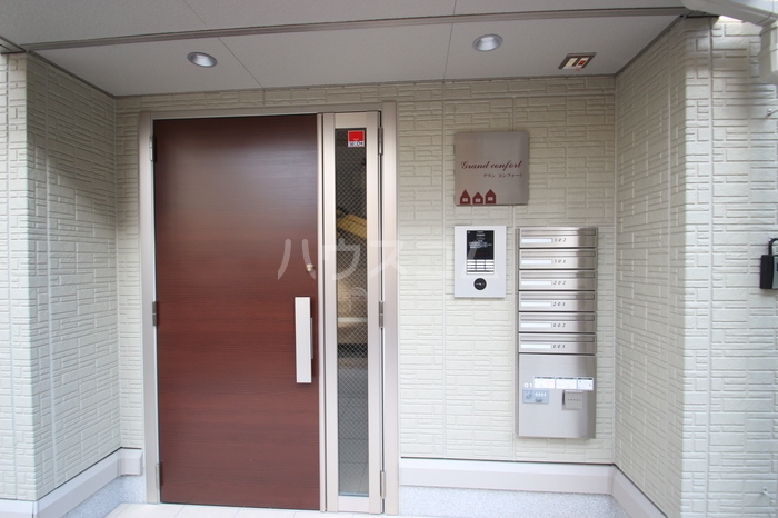 15/25 エントランス