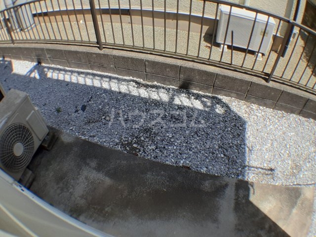 15/21 バルコニー