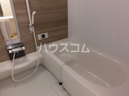 13/30 浴室