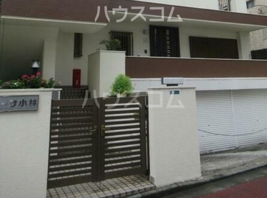 14/22 エントランス