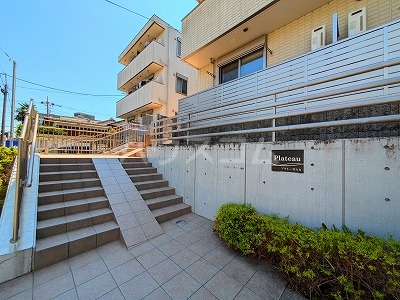 3/6 エントランス