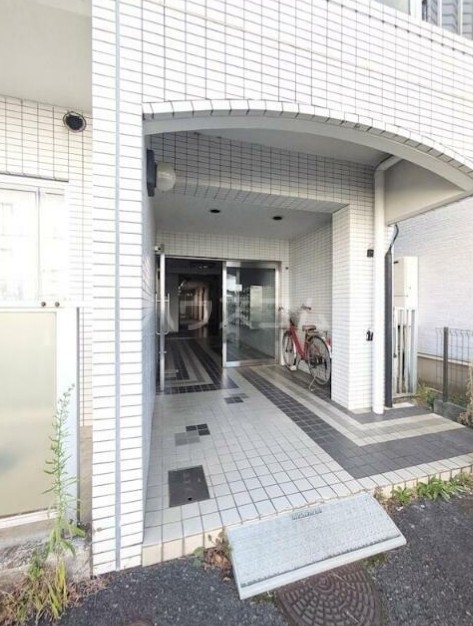 21/24 エントランス