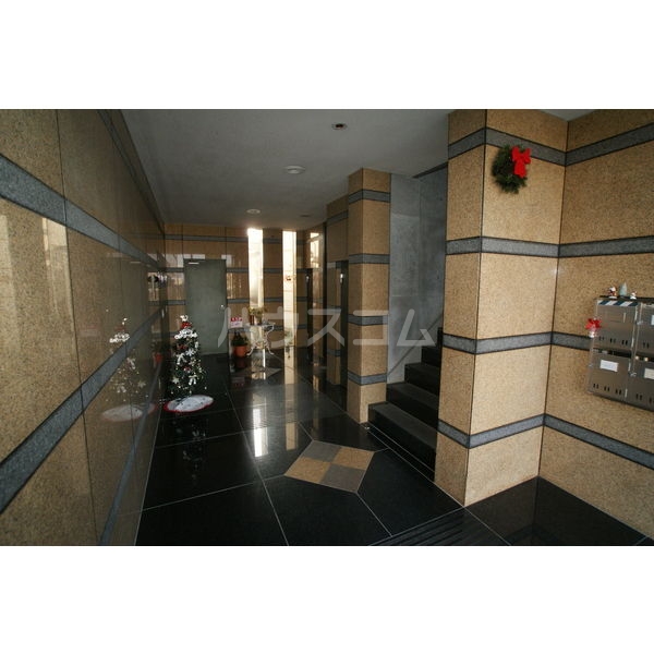 3/6 エントランス