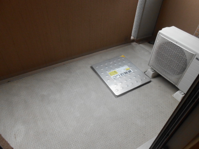 13/22 バルコニー