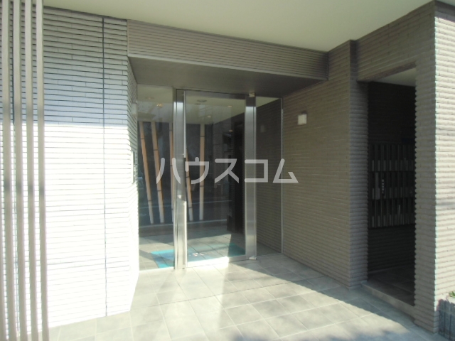 3/7 エントランス