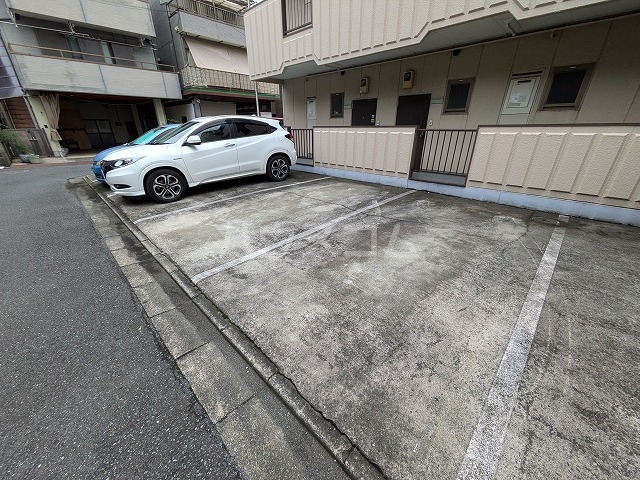 29/30 駐車場