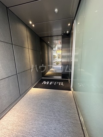 29/30 エントランス