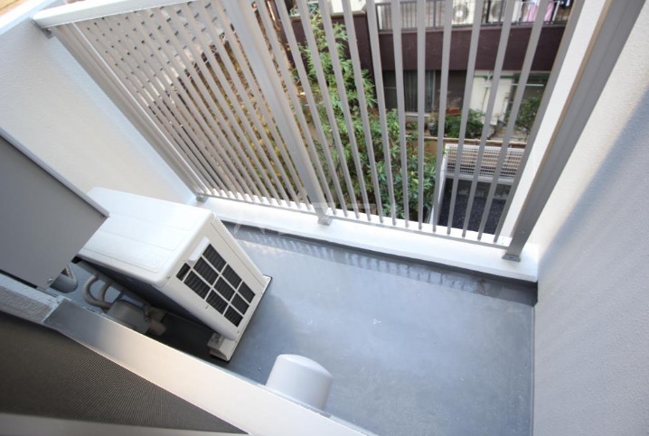 13/28 バルコニー