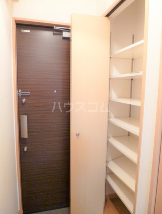 19/29 エントランス