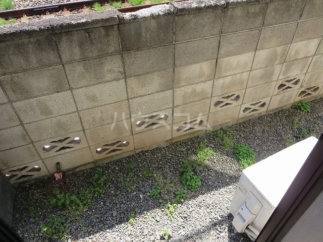 15/28 バルコニー