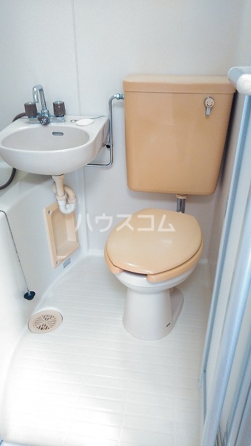16/30 トイレ