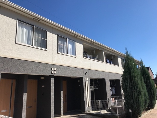 22/24 エントランス