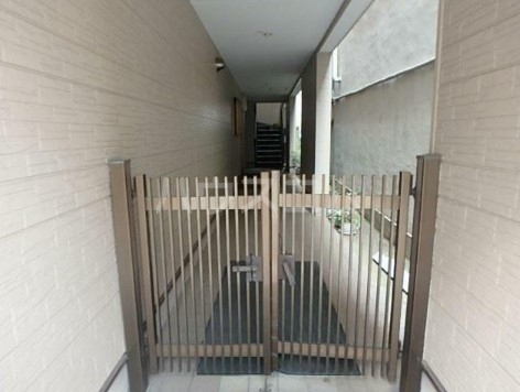 17/21 エントランス