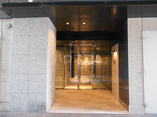 29/30 エントランス